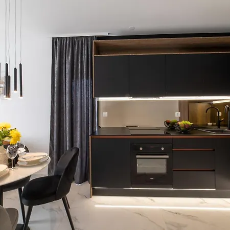 Luxury Apartment Vagabundo 2 Free Parking Trogir Exterior photo